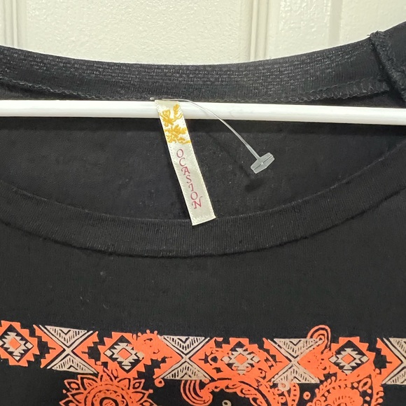 Black Elephant Print Top - Picture 4 of 4